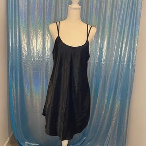 Medium vintage nightgown